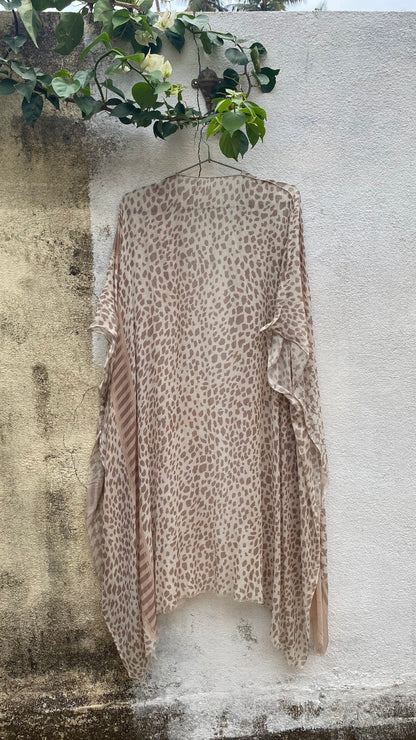 Beige Houndstooth Overlayer