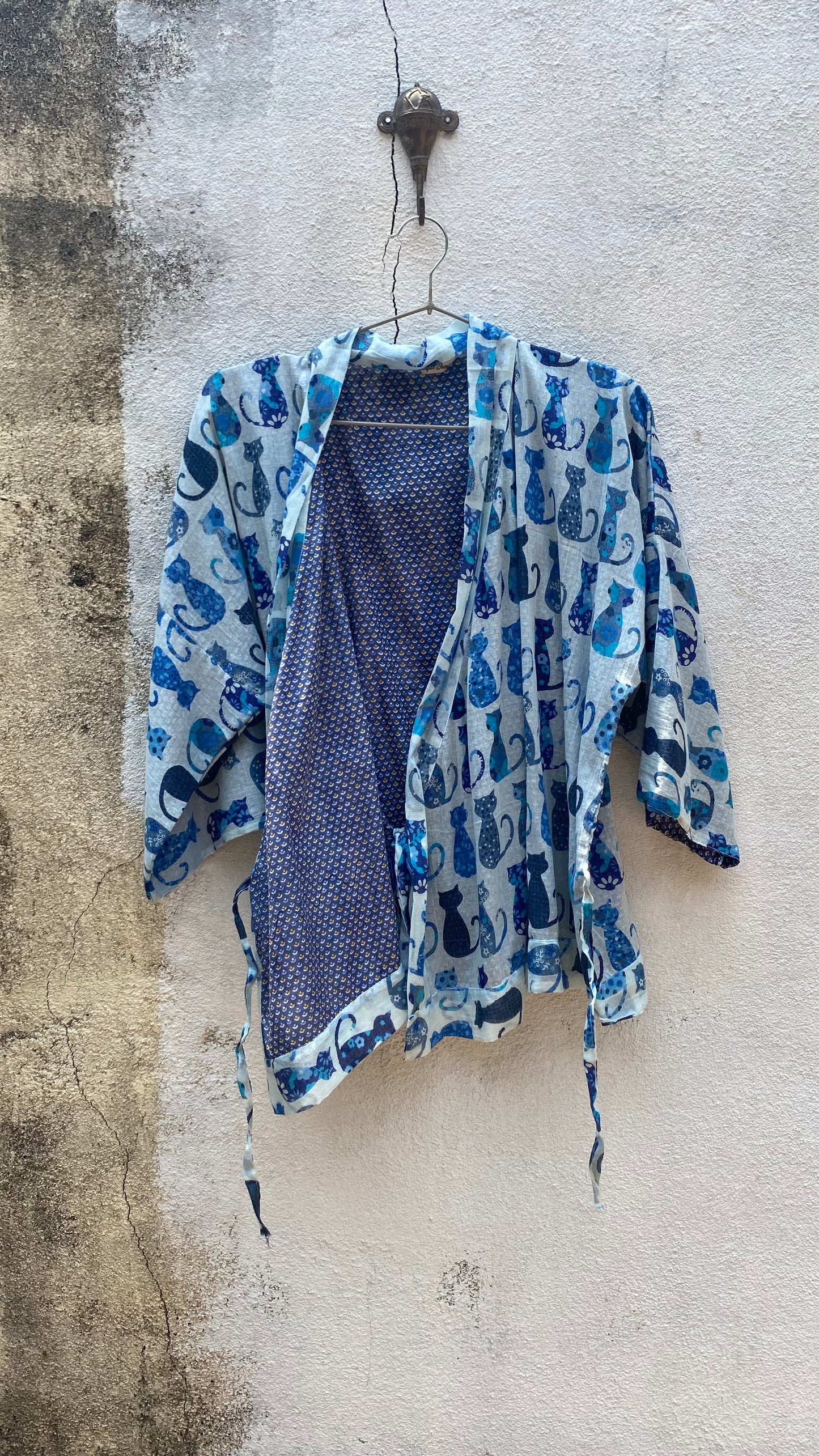 Blue Cat Kimono
