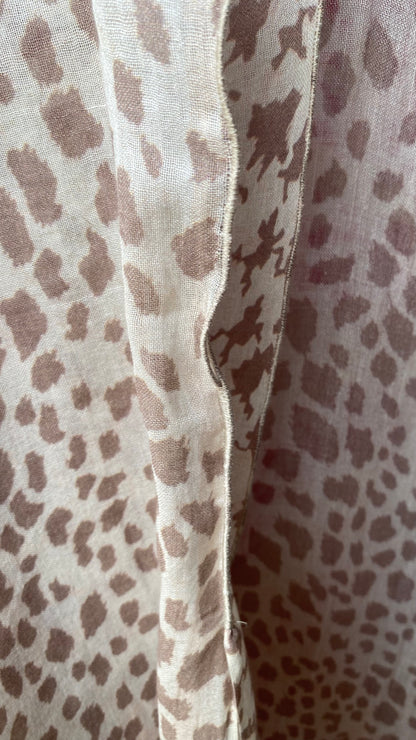 Beige Houndstooth Overlayer